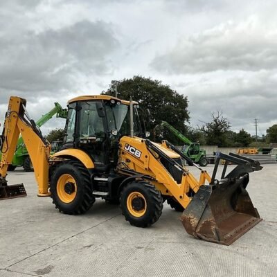 Tractopelle JCB 3CX